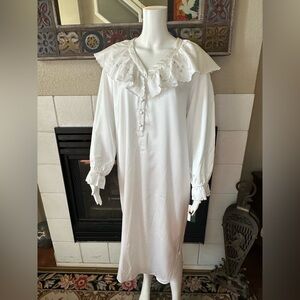 NWT Charter Club White Ruffled Cottagecore Pj’s Nightie VTG Medium Sleep Gown